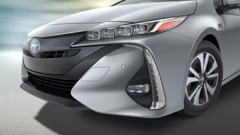Illustration for article titled 2017 Toyota Prius Prime: Will People Buy Toyota's Most Advanced Hybrid Ever?